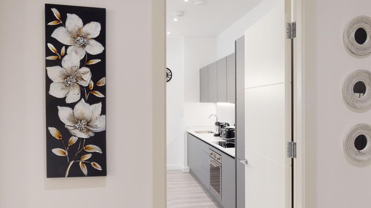 The Atrium Apartment Milton Keynes Exterior foto